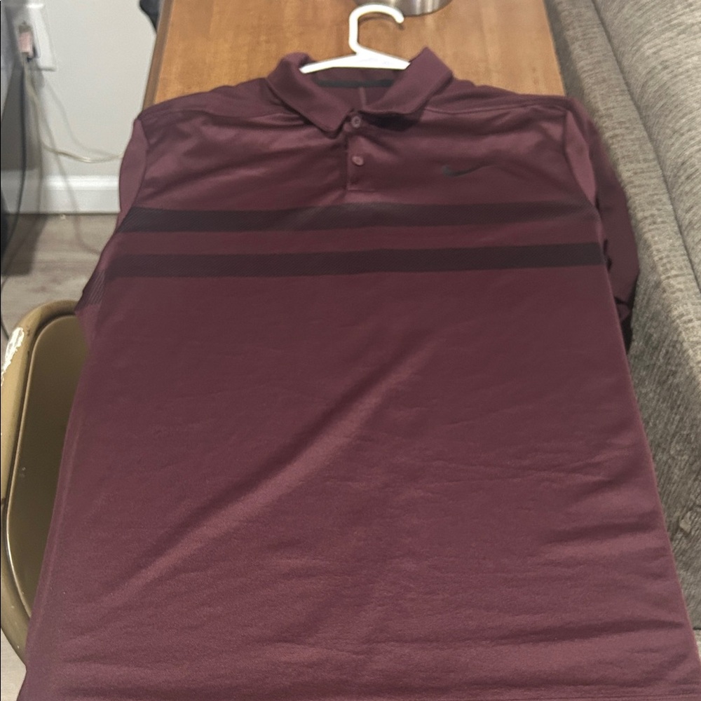 Nike Men's Burgundy Polo Shirt